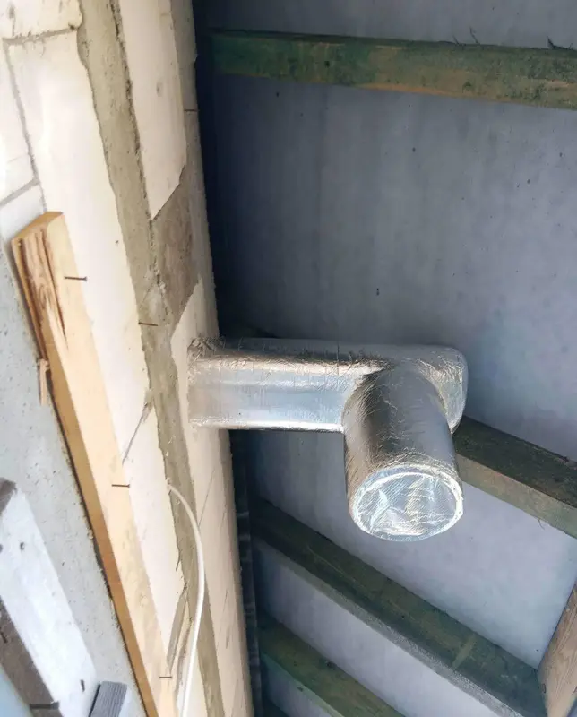 Zamontowana na zewnątrz bardz ważna część systemu rekuperacji