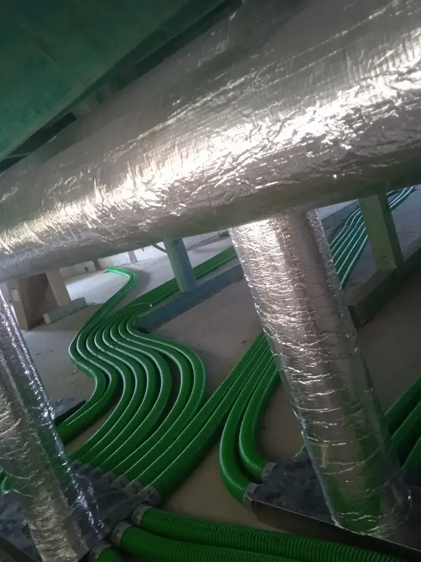 Długi system przewodów wentylacyjnych